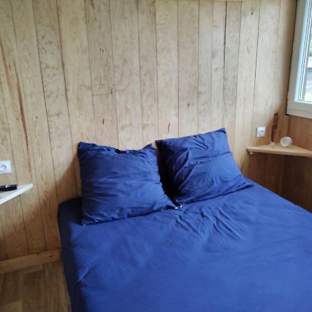 Chambre 2 A 4 Pers Gite Du Gardoir Boresse-et-Martron Eksteriør bilde